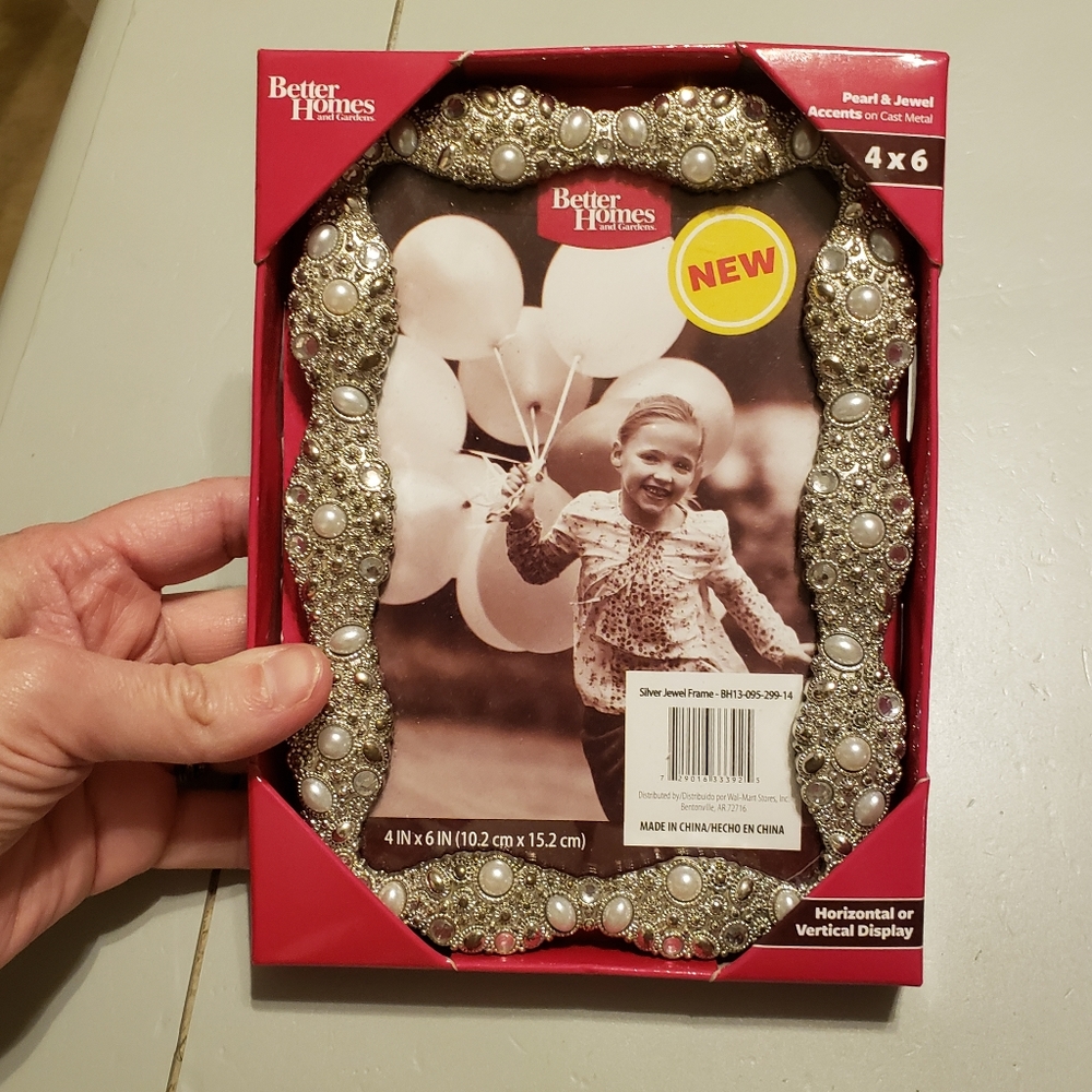 NWT Better Homes and Gardens Picture Frame